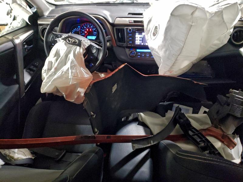 Фото 8 - TOYOTA RAV4