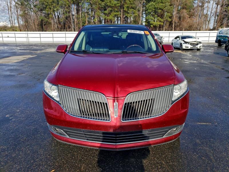 Фото 5 - LINCOLN MKT