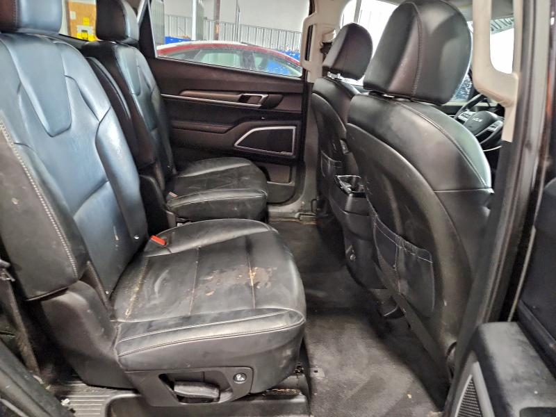 Фото 11 - KIA TELLURIDE