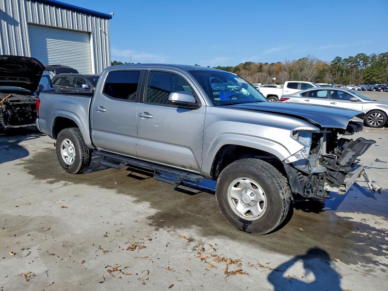 Фото 4 - TOYOTA TACOMA