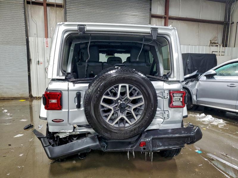 Фото 6 - JEEP WRANGLER