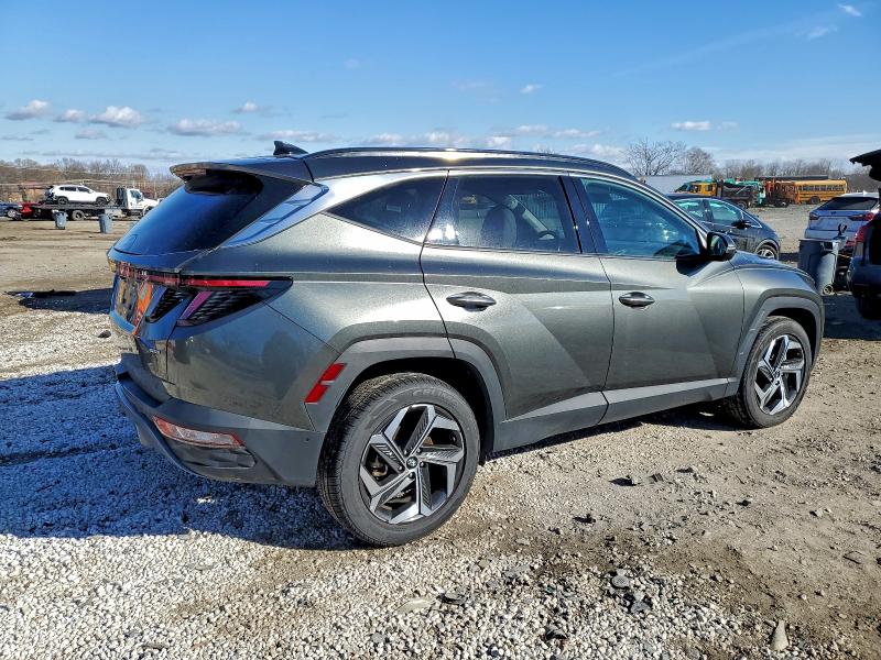 Фото 3 - HYUNDAI TUCSON