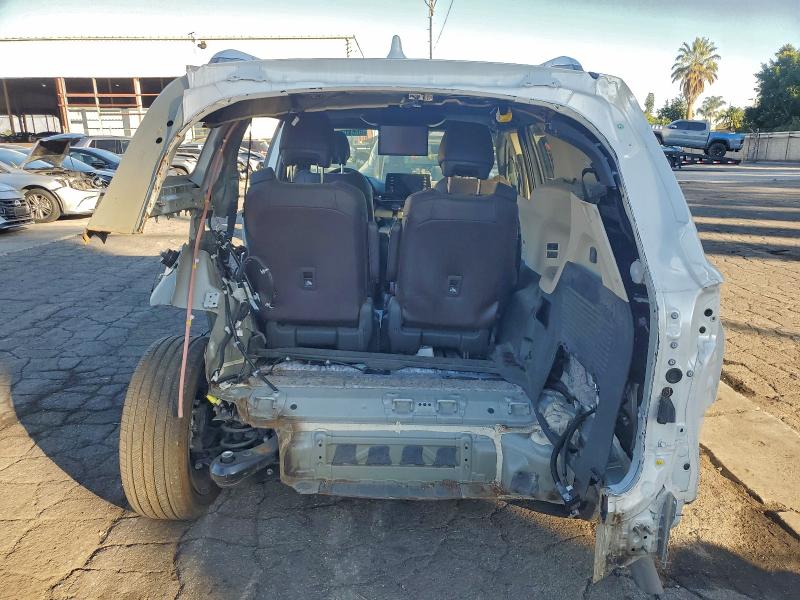 Фото 6 - TOYOTA SIENNA