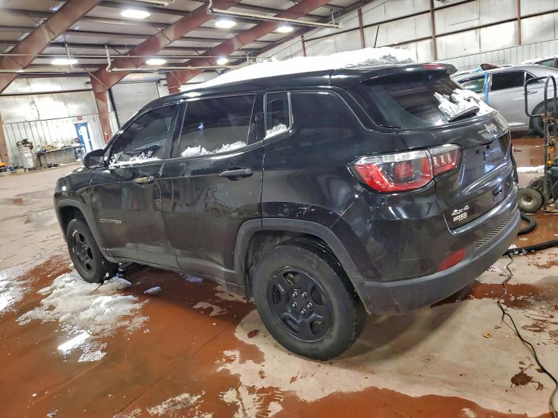 Фото 2 - JEEP COMPASS