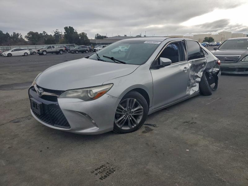 Фото 1 - TOYOTA CAMRY