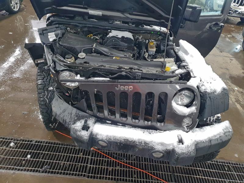 Фото 12 - JEEP WRANGLER