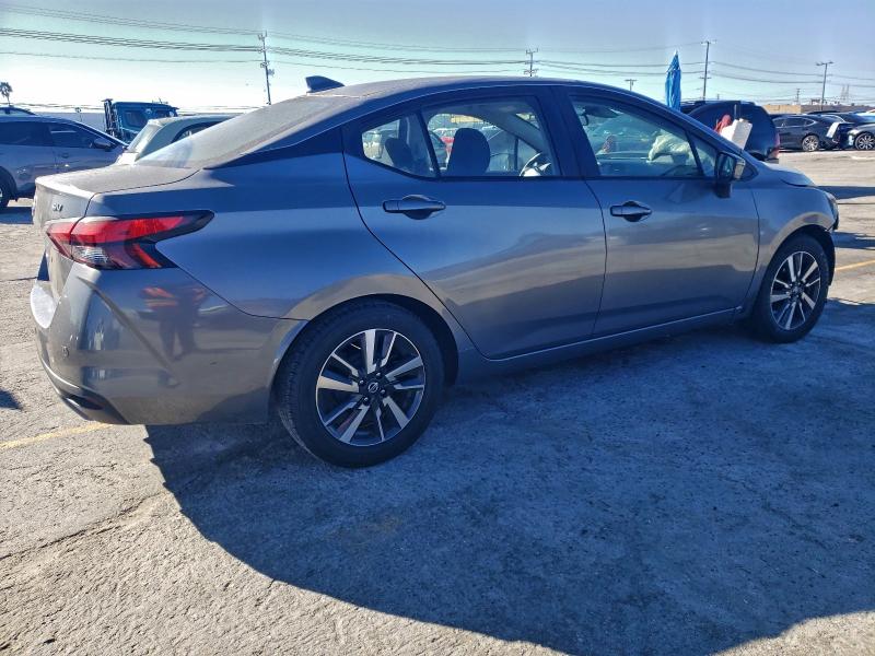 Фото 3 - NISSAN VERSA