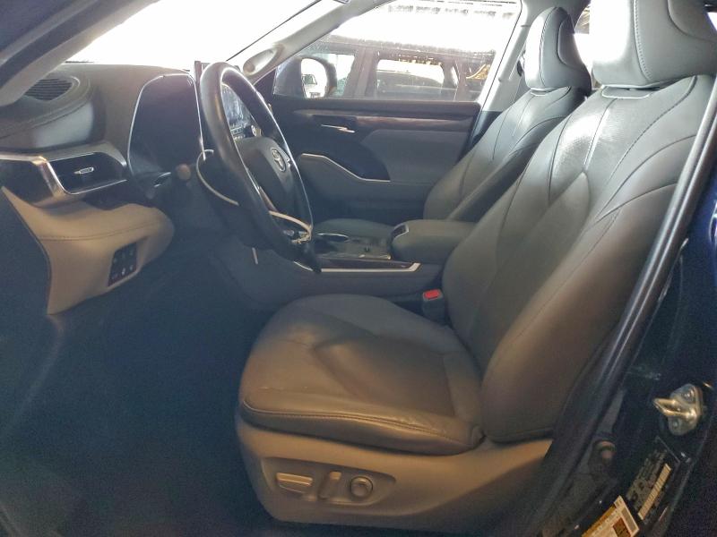 Фото 7 - TOYOTA HIGHLANDER