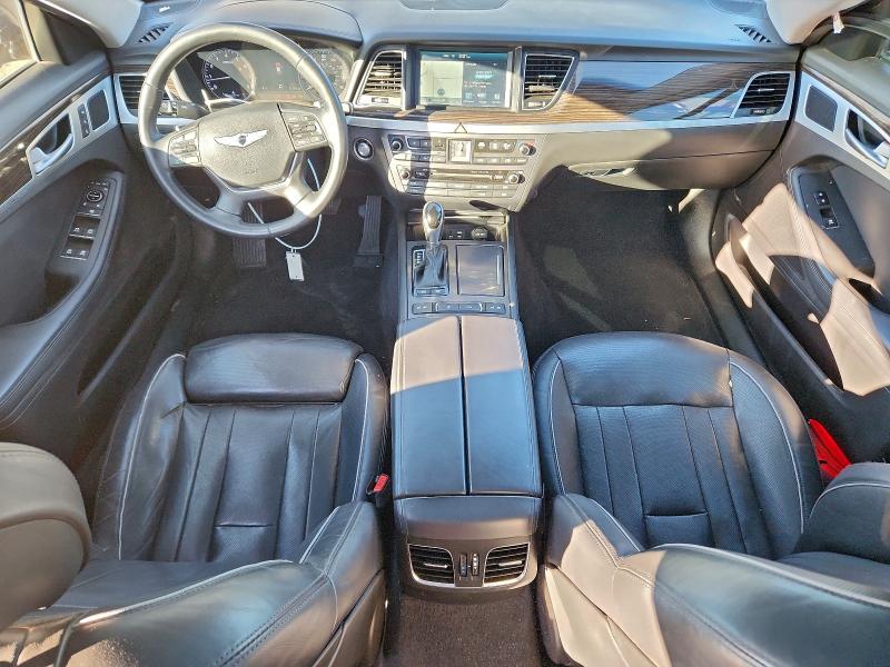 Фото 8 - HYUNDAI GENESIS