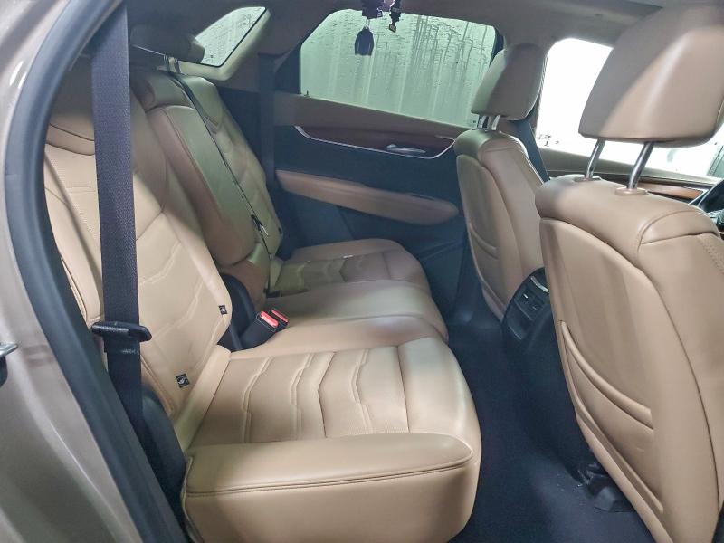 Фото 11 - CADILLAC XT5