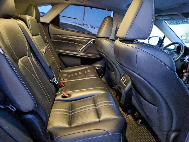 Фото 11 - LEXUS RX350