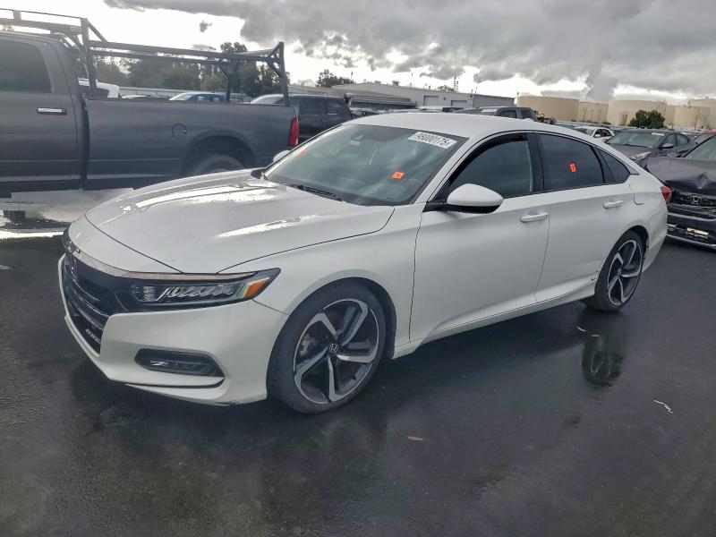 Фото 1 - HONDA ACCORD