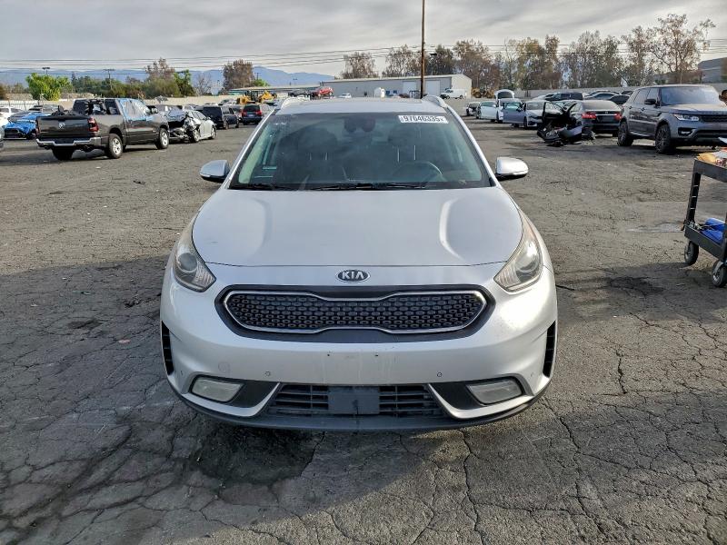 Фото 5 - KIA NIRO