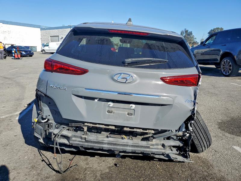 Фото 6 - HYUNDAI KONA