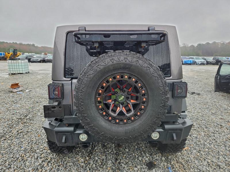 Фото 6 - JEEP WRANGLER