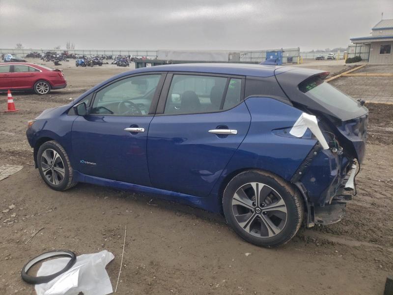 Фото 2 - NISSAN LEAF