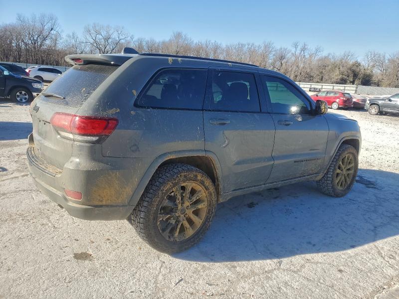 Фото 3 - JEEP GRAND CHER