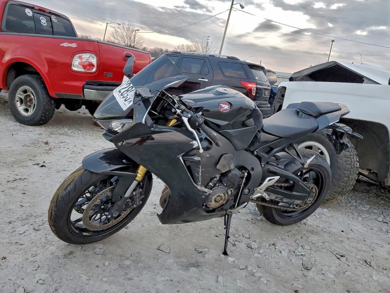 HONDA CBR CYCLE 2025