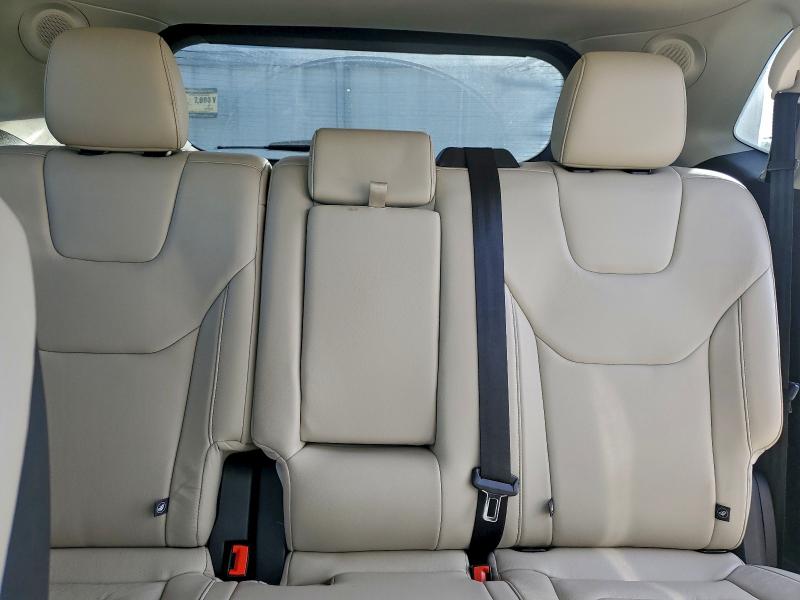 Фото 10 - FORD EDGE