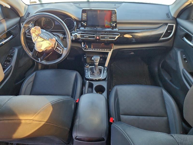 Фото 8 - KIA SELTOS