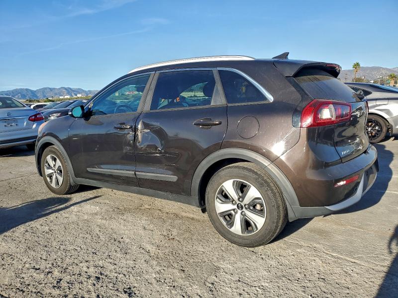 Фото 2 - KIA NIRO