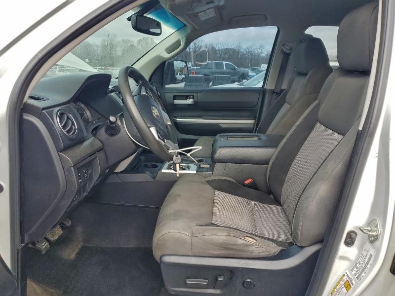 Фото 7 - TOYOTA TUNDRA