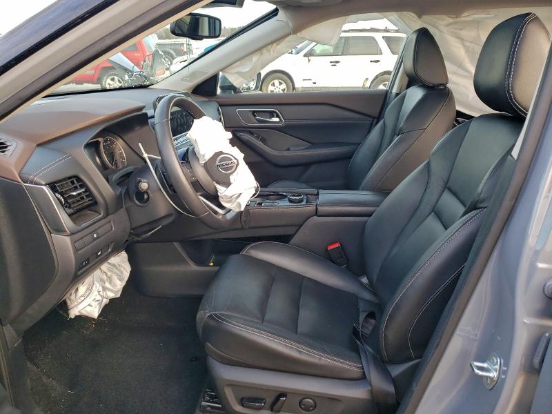 Фото 7 - NISSAN ROGUE