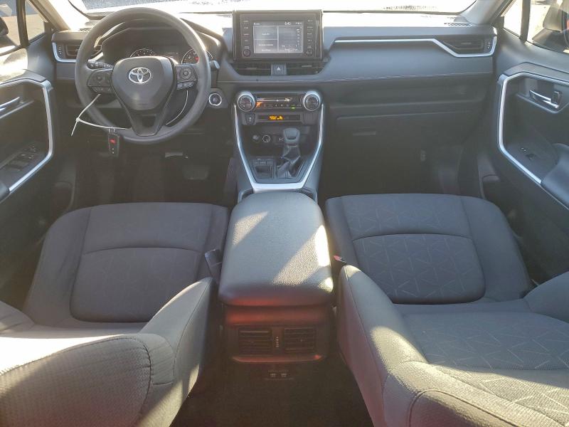 Фото 8 - TOYOTA RAV4