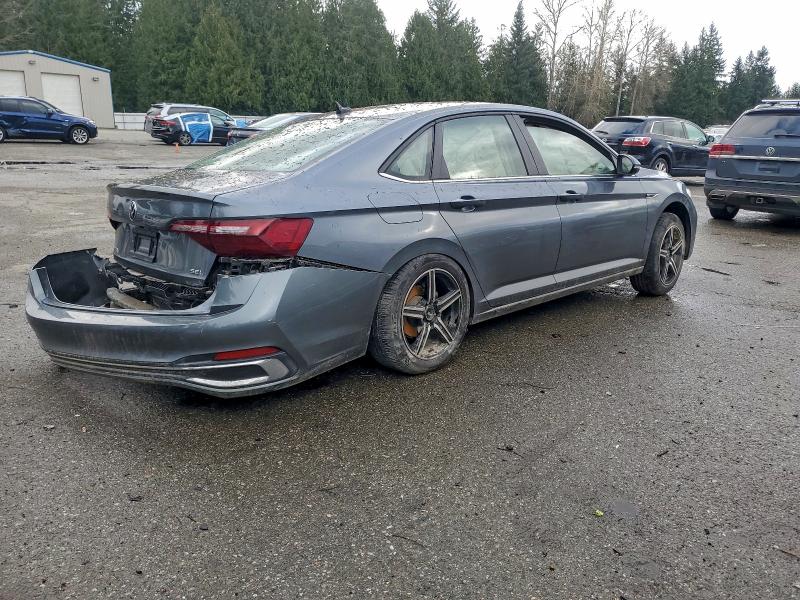 Фото 3 - VOLKSWAGEN JETTA