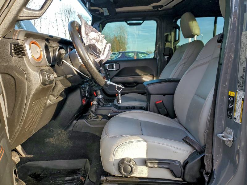 Фото 7 - JEEP GLADIATOR