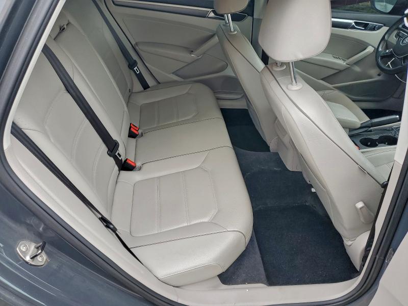 Фото 10 - VOLKSWAGEN PASSAT