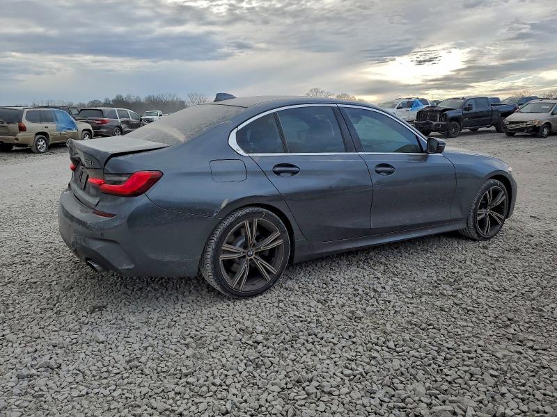 Фото 3 - BMW 3 SERIES