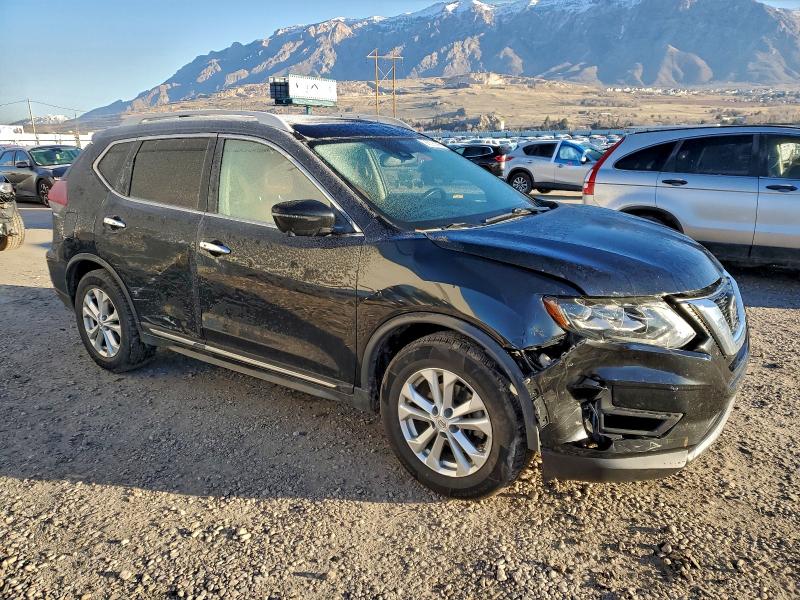 Фото 4 - NISSAN ROGUE