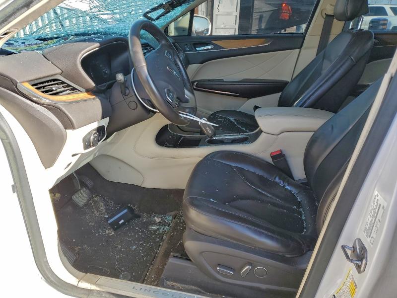 Фото 7 - LINCOLN MKZ