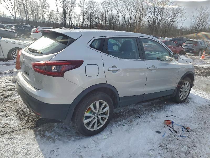 Фото 3 - NISSAN ROGUE