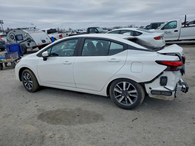 Фото 2 - NISSAN VERSA