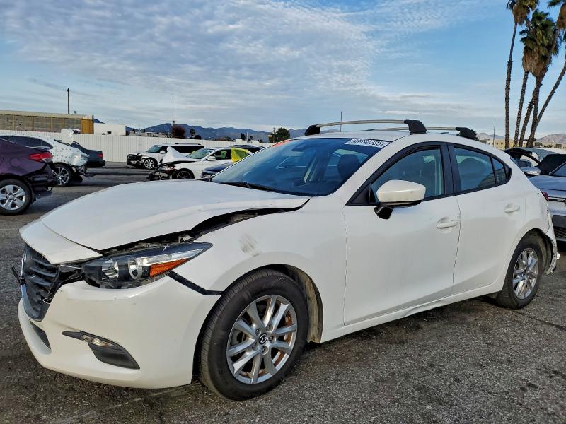 Фото 1 - MAZDA 3