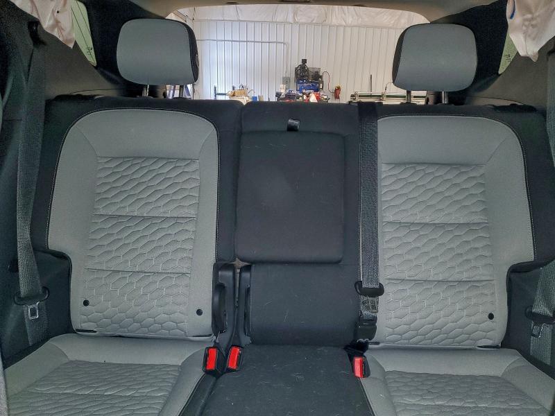 Фото 10 - CHEVROLET EQUINOX