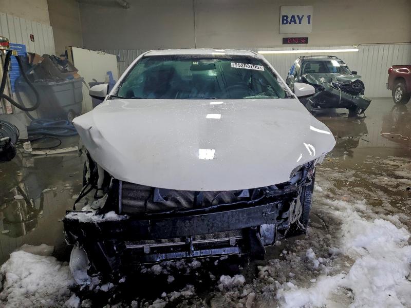 Фото 5 - TOYOTA CAMRY