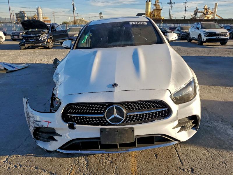 Фото 5 - MERCEDES-BENZ E-CLASS