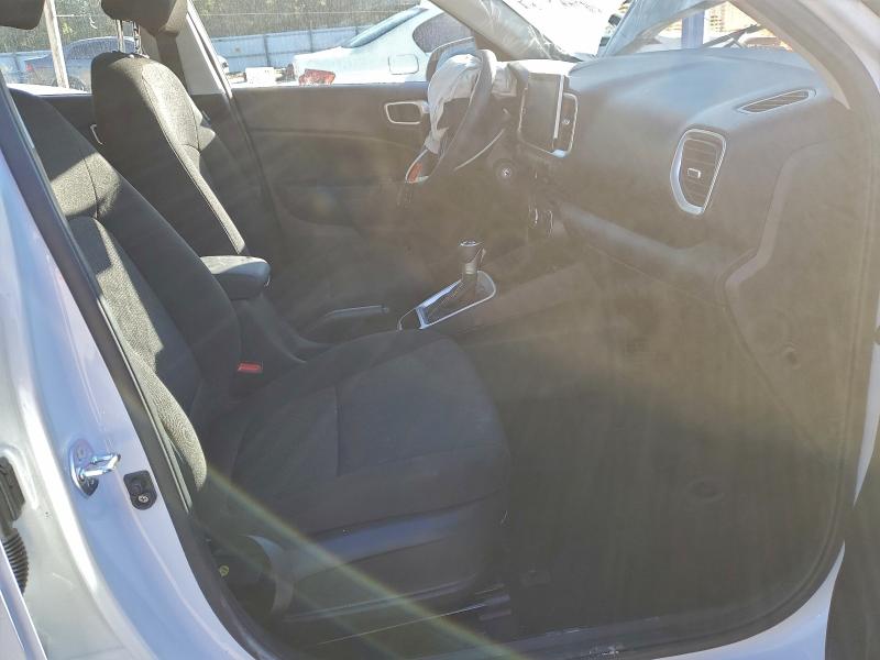 Фото 7 - HYUNDAI VENUE