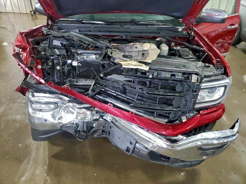 Фото 11 - GMC SIERRA