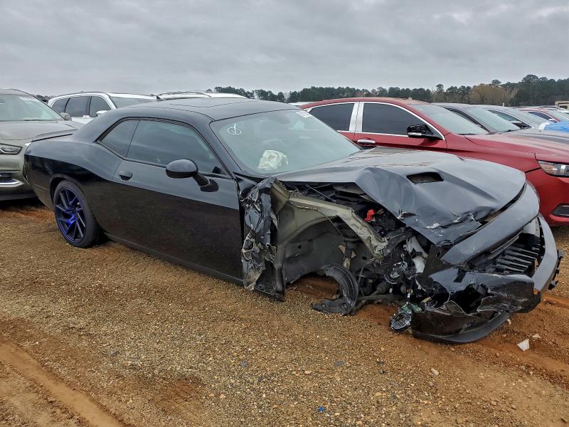 Фото 4 - DODGE CHALLENGER