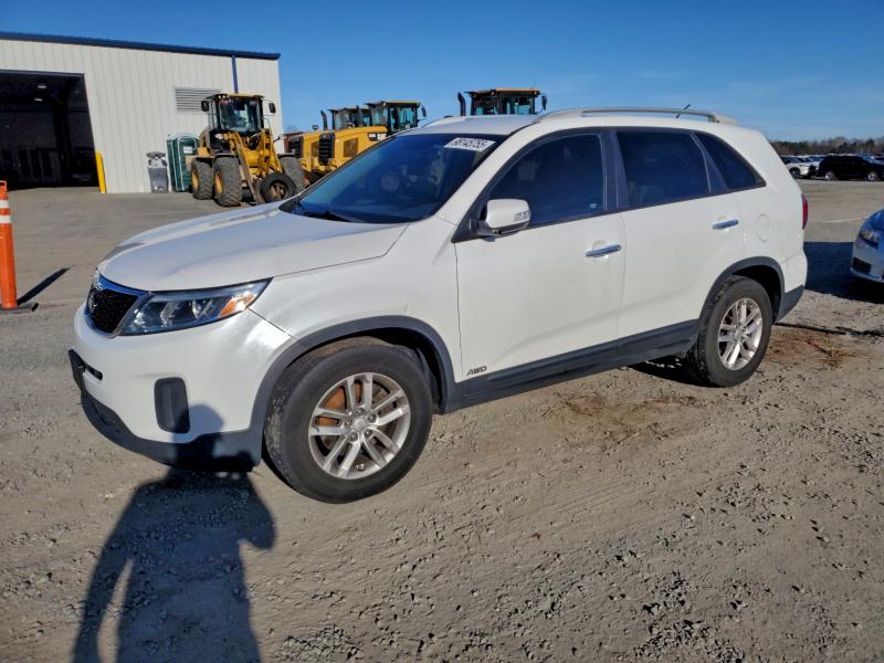 Фото 1 - KIA SORENTO