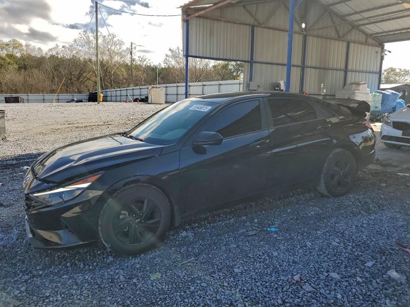 Фото 1 - HYUNDAI ELANTRA