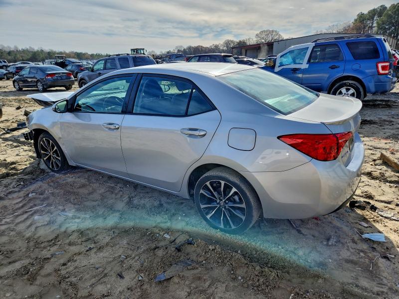 Фото 2 - TOYOTA COROLLA