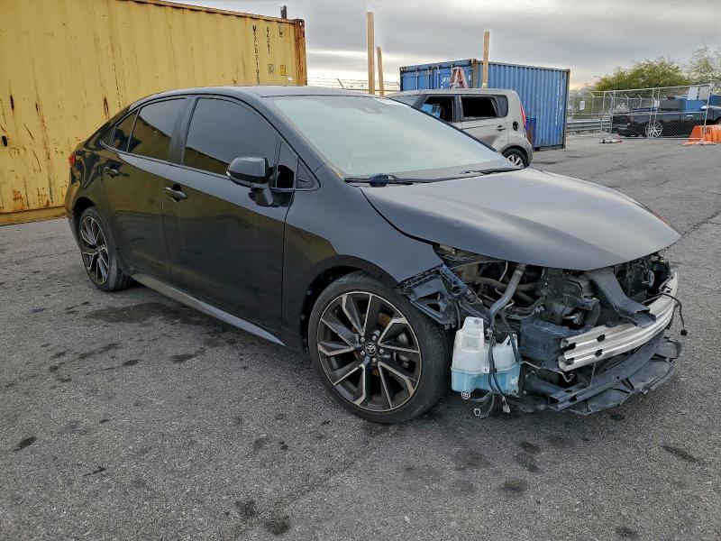 Фото 4 - TOYOTA COROLLA