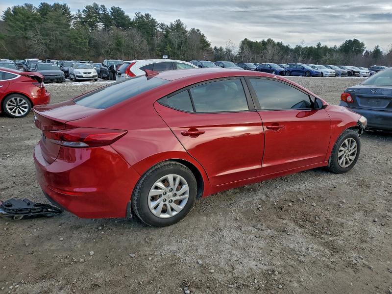 Фото 3 - HYUNDAI ELANTRA