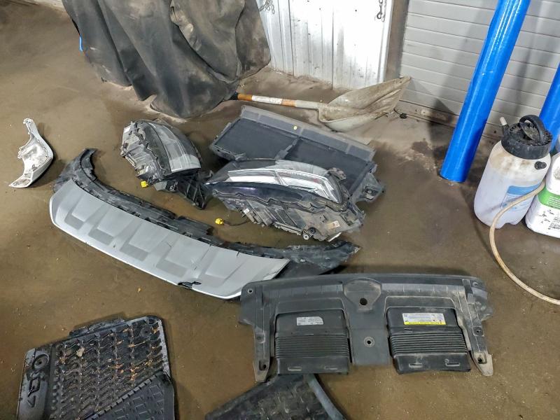 Фото 12 - AUDI Q7