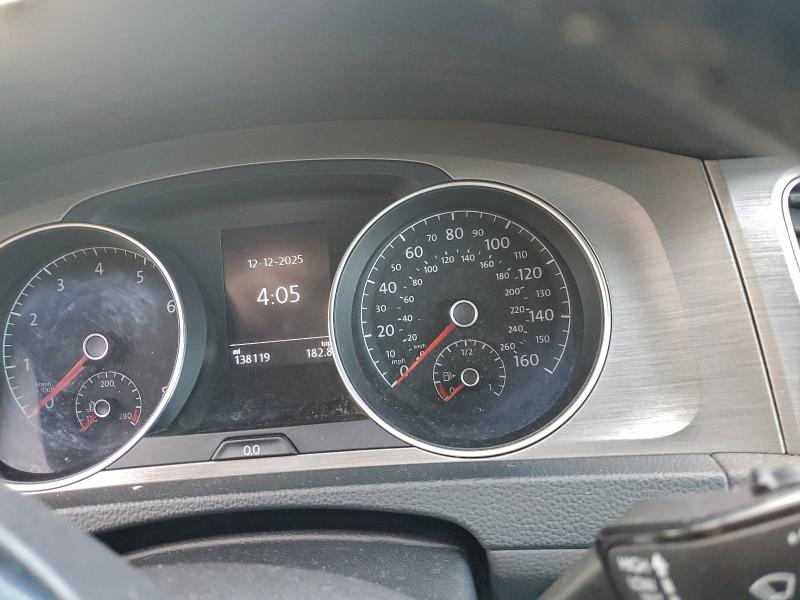 Фото 9 - VOLKSWAGEN GOLF